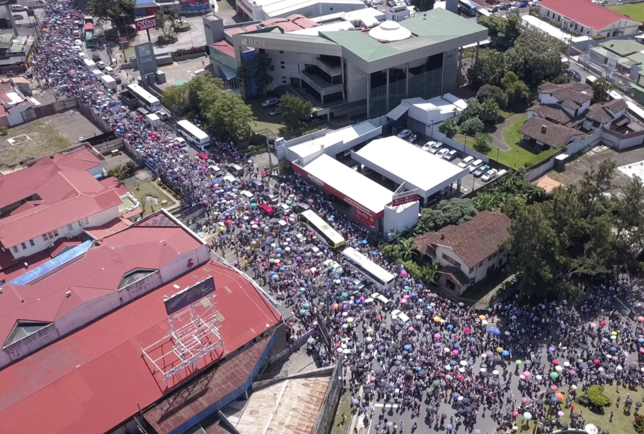 Marcha-universidad-1280x863.png